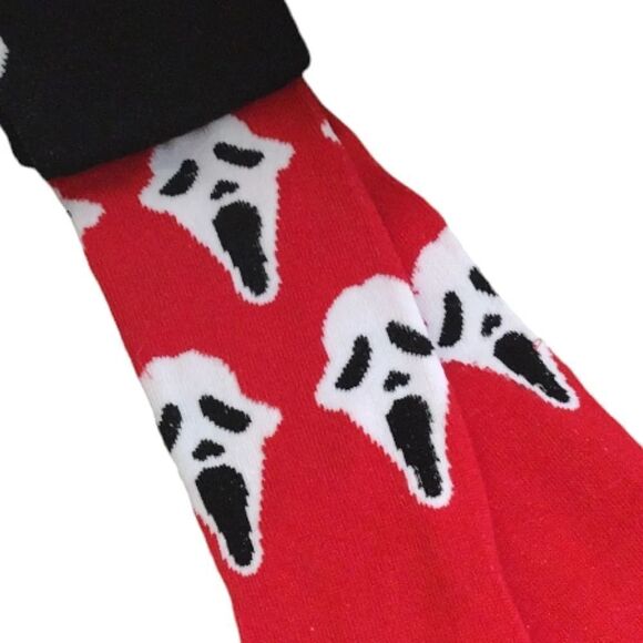 Ghost Face Red Black Halloween Themed 2 Pairs Unisex Crew Socks NWT - Picture 5 of 12
